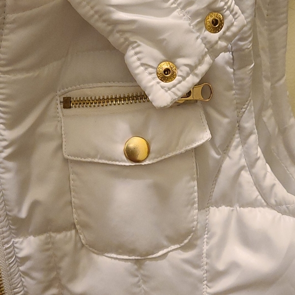 J.J. Basics Cargo Puffer Vest - Picture 2 of 7